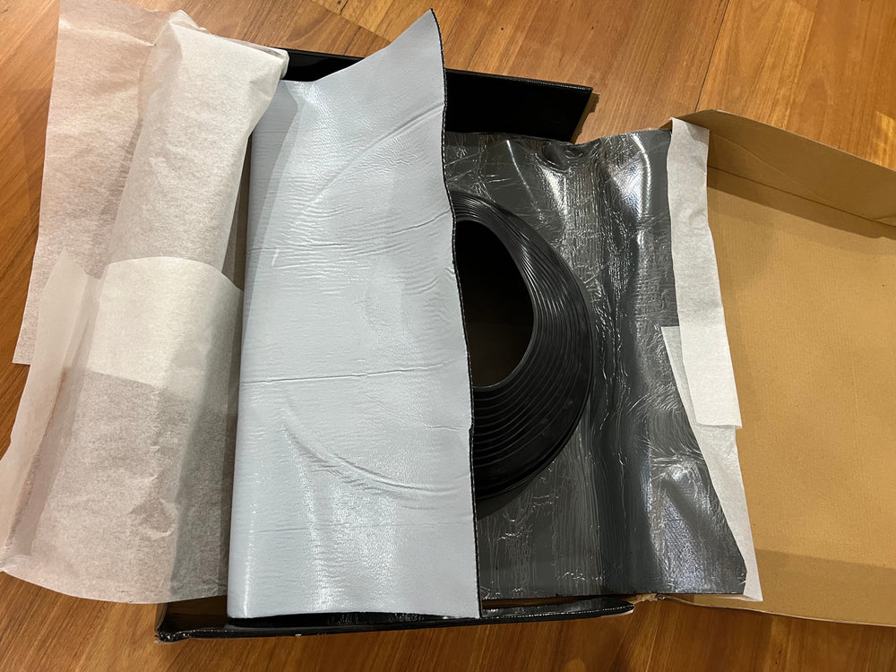 
                  
                    Load image into Gallery viewer, Deks roof flashing EPDM boot
                  
                