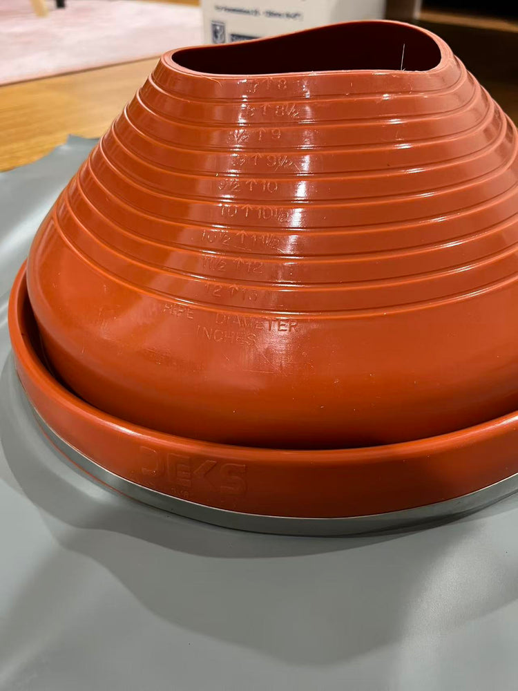 
                  
                    Load image into Gallery viewer, Deks roof flashing 175–330mm
                  
                