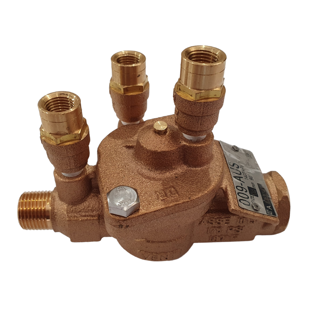 
                  
                    Load image into Gallery viewer, Watts 009-015 15mm ½&amp;quot; RPZ Reduced Pressure Zone Backflow Preventer Device
                  
                